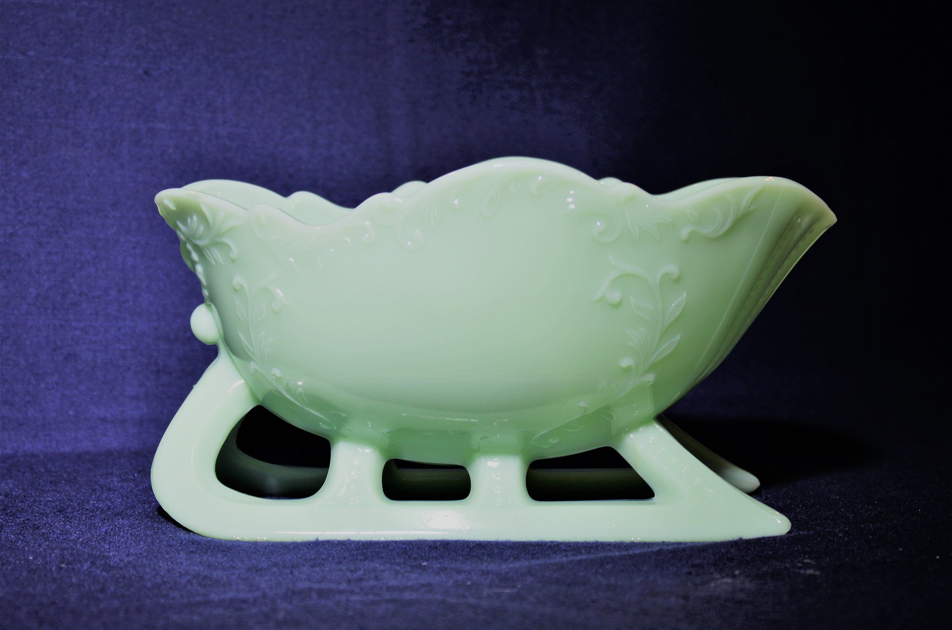 Jadeite Sleigh by Mosser Glass 9-1/4" Long by 6" Wide, Jadeite Horse Drawn Sleigh, Christmas, Holiday Centerpiece