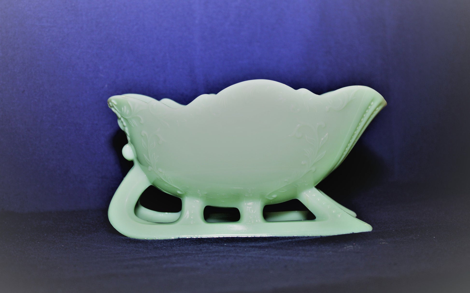 Jadeite Sleigh by Mosser Glass 9-1/4" Long by 6" Wide, Jadeite Horse Drawn Sleigh, Christmas, Holiday Centerpiece